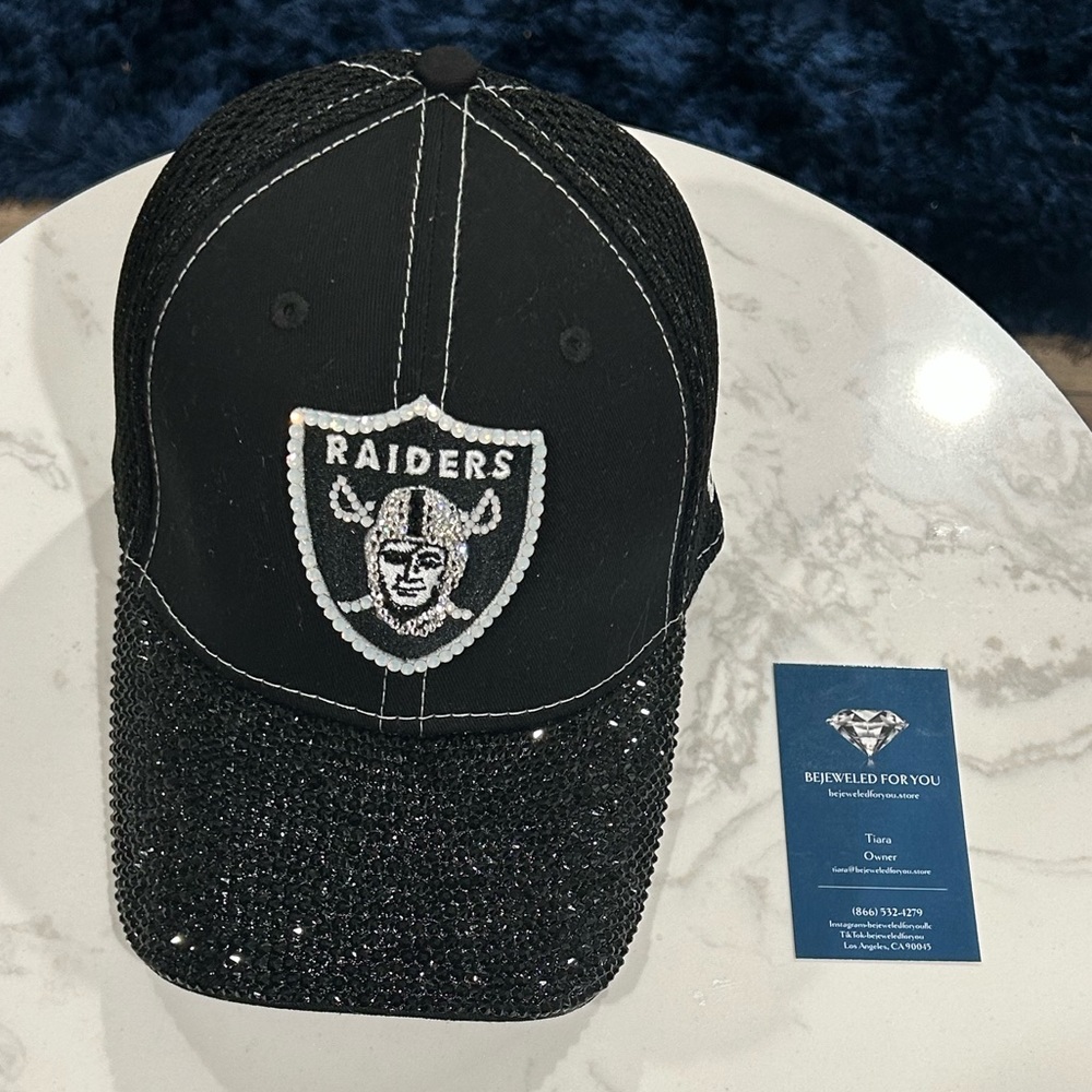 🌟Calling all fierce females who rep the Raiders!